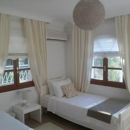 Gasthof The Address Selimiye *
