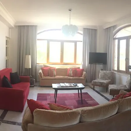 Gasthof The Address Selimiye
